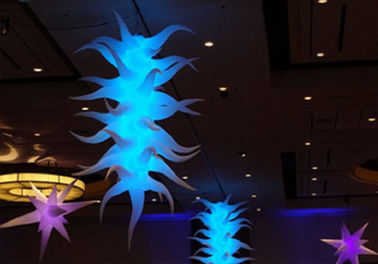 Inflatable Led Advertising نشان می دهد 11ft بلند سلینگ LED روشن گیاه شکل آلی است