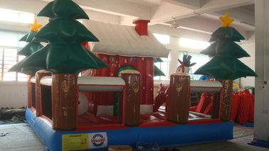 محصولات تبلیغاتی Inflatable Inflatable غول پیکر خانه سانتا کلاوس برای بچه ها را منفجر می کند