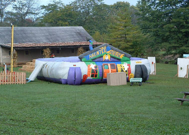 بازی های تعاملی Inflatable سفارشی بازی پیچ و خم هالووین لیزری برای سرگرمی جشنواره حزب